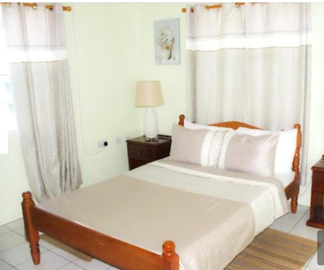 Silver View Apartments St. George's Zewnętrze zdjęcie